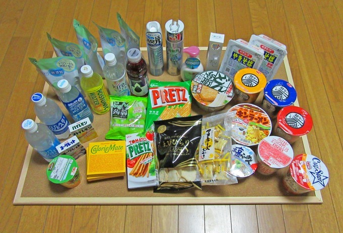 AmazonパントリーBoxの中に入っていた食品や日用品
