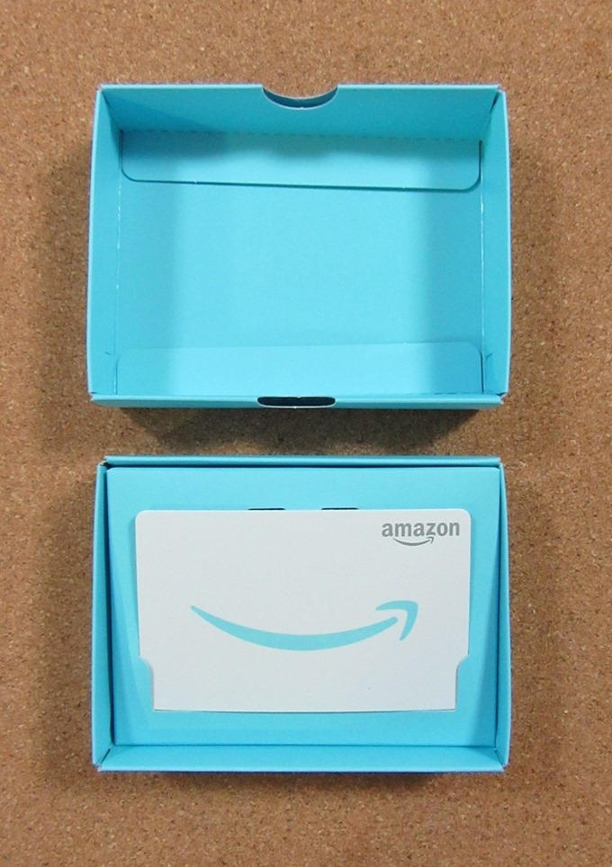 Amazonギフト券ブルーボックスのふたと本体